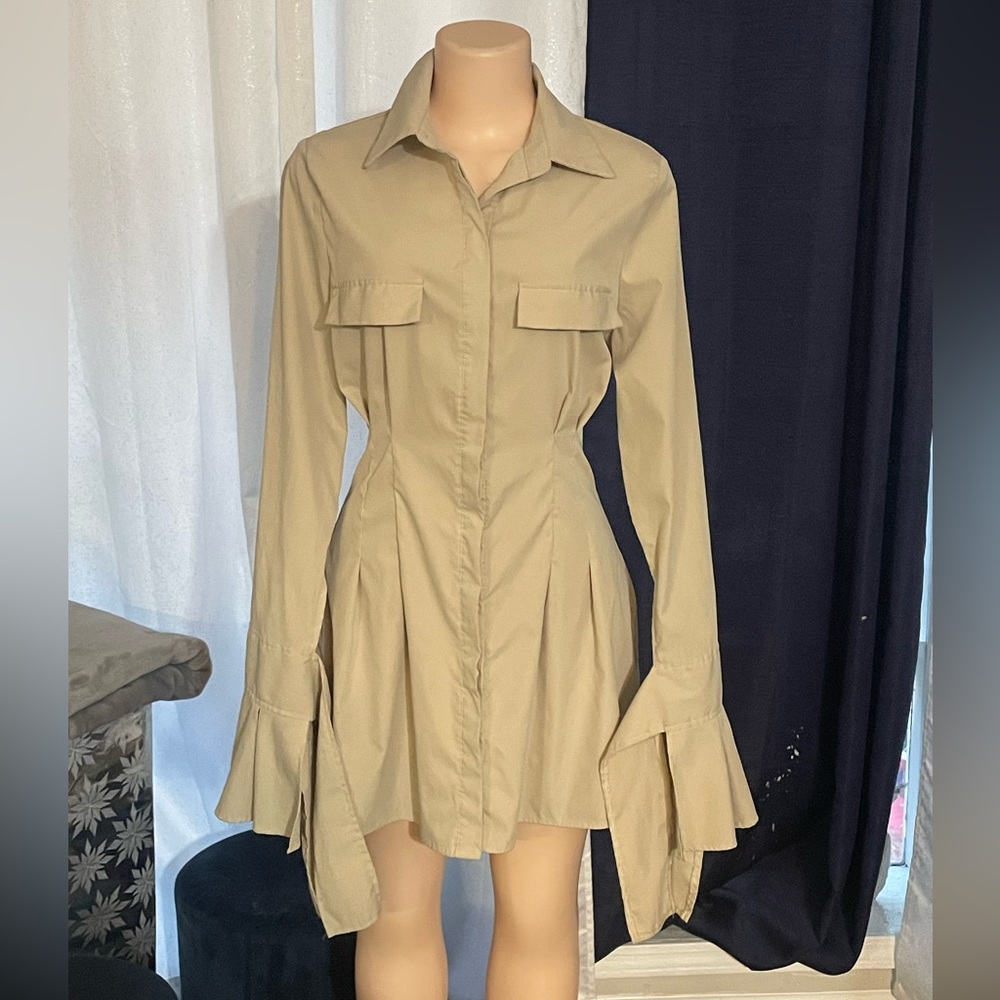 PrettyLittleThing Stone Tie Cuff Detail Pleated Shirt Dress Size 6 Bell Sleeve